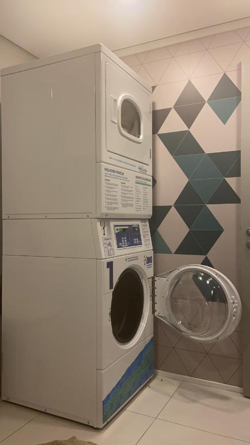 48 New W Movie Screen, Fast Wifi And Balcony Apartment